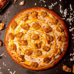 Crispy Chicken Pizza